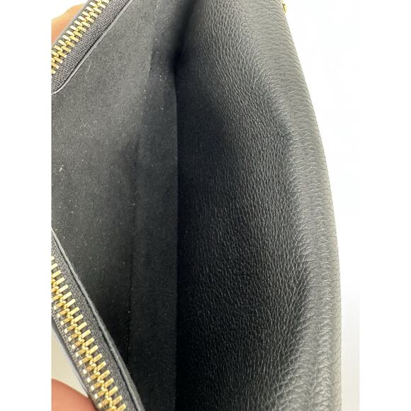 Louis Vuitton Calfskin Lockme Phone Chain Pouch in Vanille and Black B-6 - Picture 9 of 16